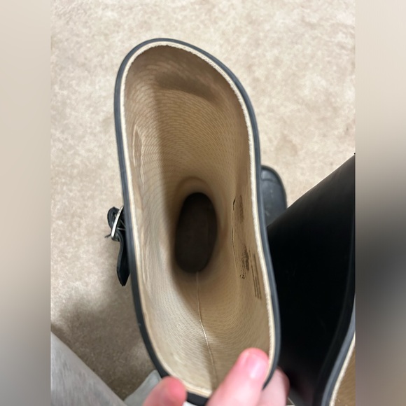 size 7 black hunter boots! - Picture 5 of 7